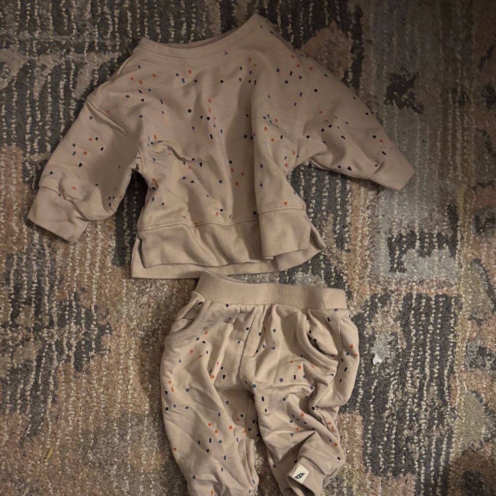 Easy Peasy Speckled Beige baby Outfit